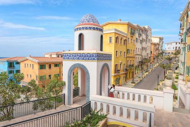 Nam Phú Quốc: Quyện hòa những điều đối lập tại thị trấn Địa Trung Hải ảnh 2