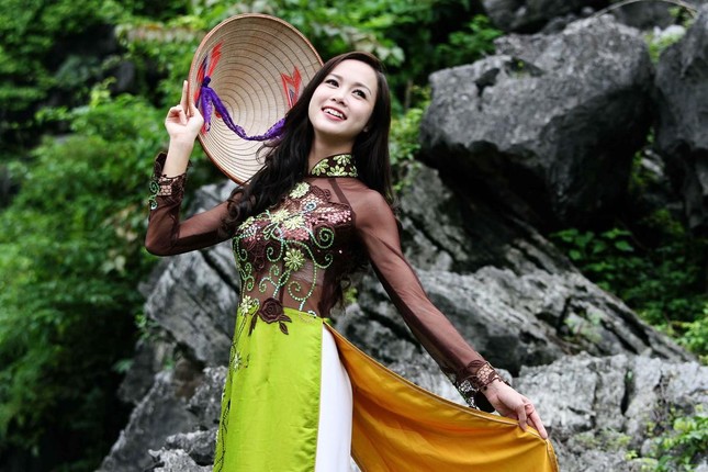 Những người đẹp Áo dài của Hoa hậu Việt Nam giờ ra sao? ảnh 22