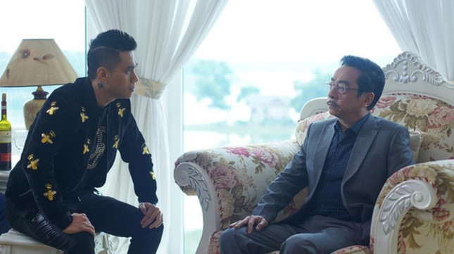 Showbiz 20/11: Quách Tuấn Du thông báo gấp rút lễ cúng 100 ngày của cố ca sĩ Việt Quang ảnh 1