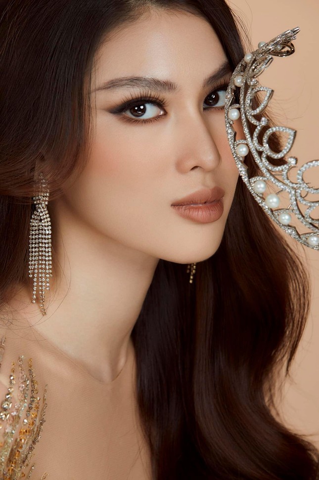 Thuỳ Tiên và dàn hoa-á hậu gửi lời chúc tới Đỗ Thị Hà trước Chung kết Miss World 2021 ảnh 3