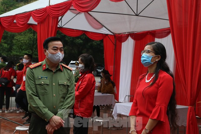 Hiến máu tình nguyện nơi biên ải ảnh 4