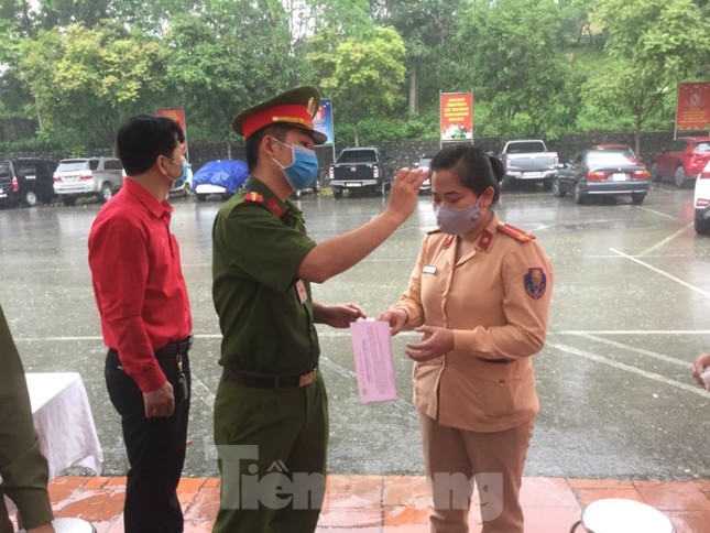 Hiến máu tình nguyện nơi biên ải ảnh 2