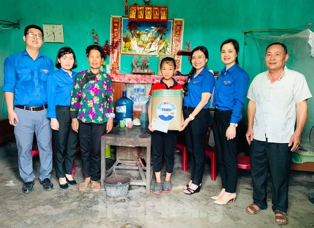 Trung ương Đoàn-Hội đồng Đội TƯ tặng quà hỗ trợ thiếu nhi Lạng Sơn ảnh 3
