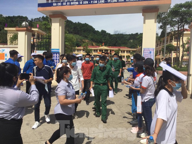 Sắc xanh tươi trẻ kỳ thi tốt nghiệp THPT ở xứ Lạng ảnh 2
