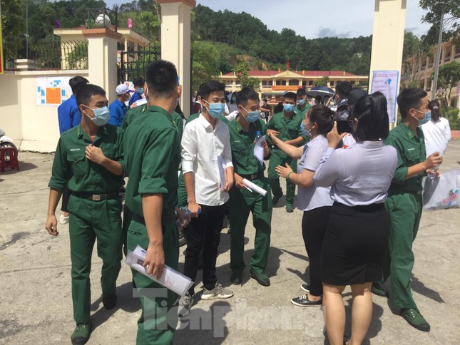 Sắc xanh tươi trẻ kỳ thi tốt nghiệp THPT ở xứ Lạng ảnh 1