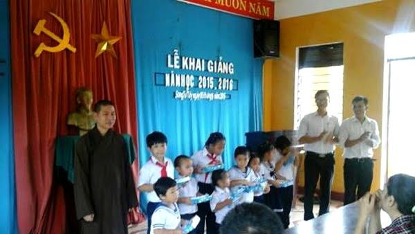 Khai giảng năm học mới ở Trường Sa ảnh 1