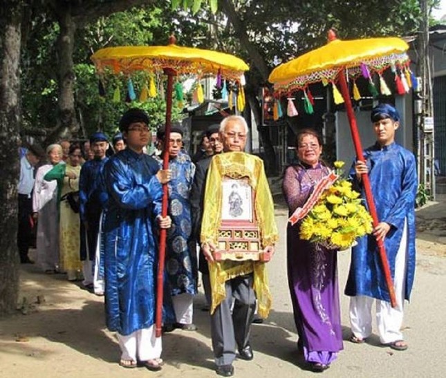 Vua Duy Tân qua đời vì lí do gì?