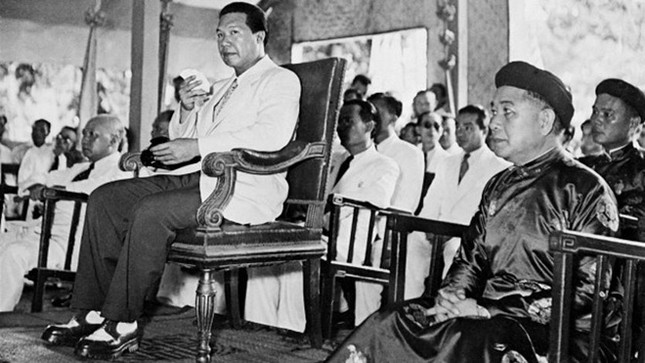 Vua Bảo Đại thoái vị năm nào?