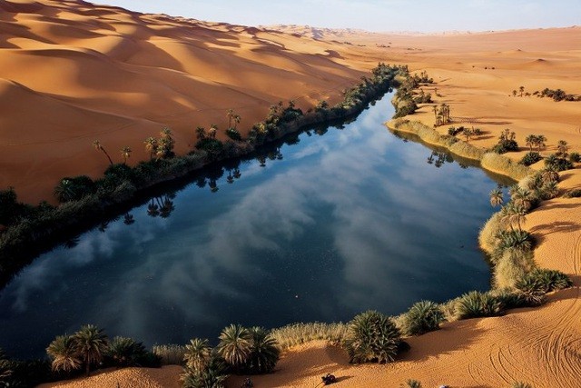 1001 thắc mắc: Vì sao có ốc đảo giữa sa mạc mênh mông cát? ảnh 7