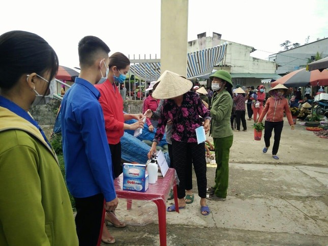 Tuổi trẻ Hà Tĩnh chung sức đẩy lùi dịch COVID-19 ảnh 2