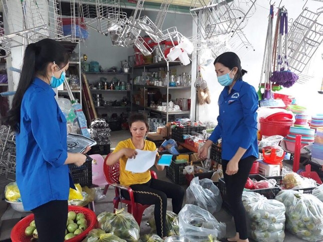 Tuổi trẻ Hà Tĩnh chung sức đẩy lùi dịch COVID-19 ảnh 9