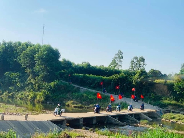 Tuổi trẻ Hà Tĩnh triển khai nhiều hoạt động tuyên truyền bầu cử ảnh 1