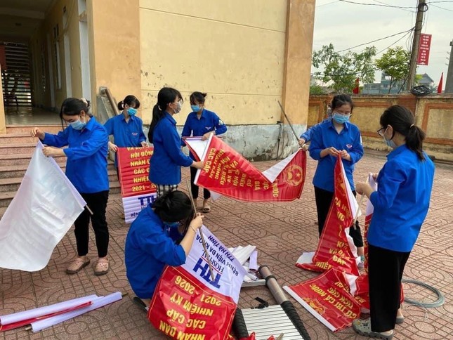 Tuổi trẻ Hà Tĩnh triển khai nhiều hoạt động tuyên truyền bầu cử ảnh 13