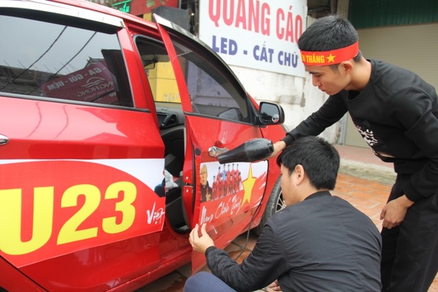 CĐV Vinh 'nóng hừng hực' chuẩn bị đón 'cơn địa chấn' mới của U23 VN ảnh 1