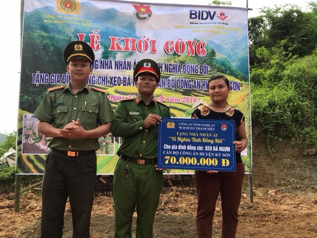 Đoàn công an tỉnh Nghệ An khởi công nhà Vì nghĩa tình đồng đội ảnh 1