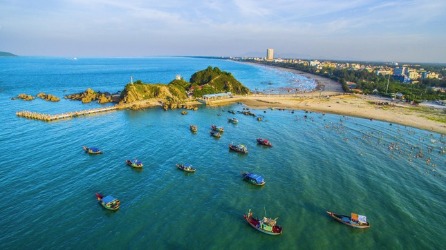 Chính quyền Cửa Lò quyết liệt chống 'chặt chém' du khách ảnh 1