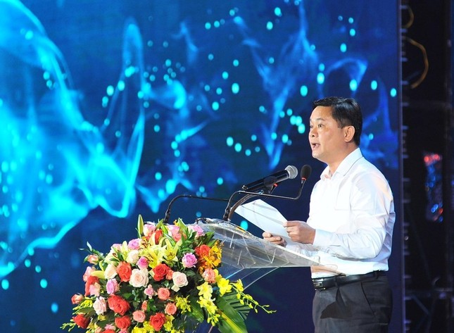 Phó Thủ tướng Vương Đình Huệ đánh trống khai hội du lịch Cửa Lò 2019 ảnh 1