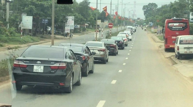 Tỉnh ủy Hà Tĩnh: Làm rõ vụ Phó GĐ bệnh viện rước dâu linh đình cho con trong mùa dịch ảnh 1