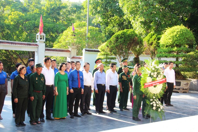 TNXP Hà Tĩnh phát huy truyền thống anh hùng, giáo dục lý tưởng cho thế hệ trẻ ảnh 1