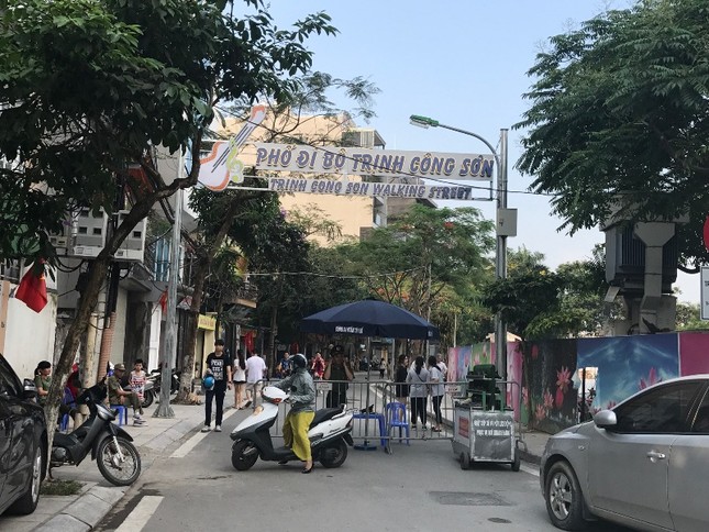 Vì sao phố đi bộ Trịnh Công Sơn chưa hút khách? ảnh 7