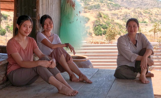 Lưu Trọng Ninh ‘hô biến’ Thúy Diễm thành đen như cột cháy nhà ở ‘Cát đỏ’ ảnh 1