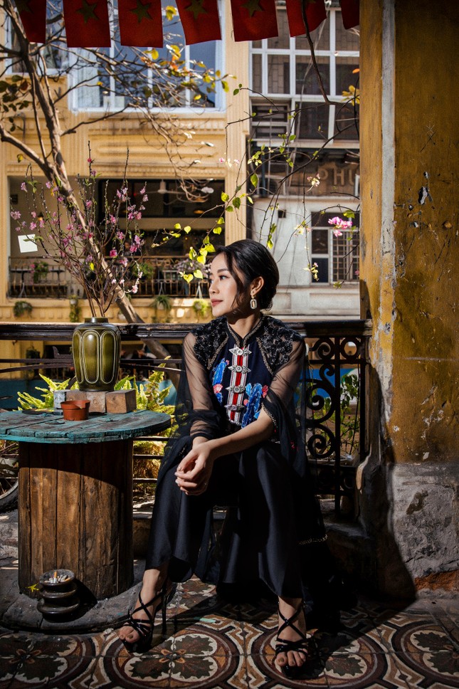MC Phí Linh: Xong việc là về ngay nhà chăm con ảnh 3