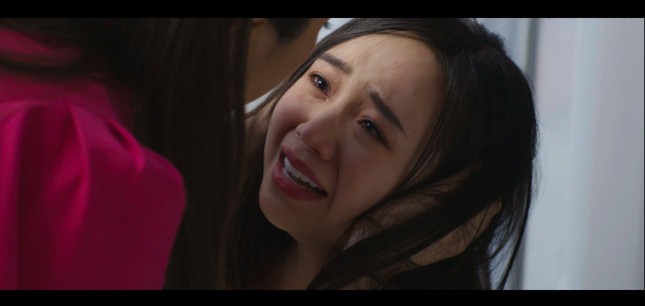 Hậu trường Quỳnh Kool bị đánh thật trong cảnh đánh ghen tàn bạo của 'Hãy nói lời yêu' ảnh 2
