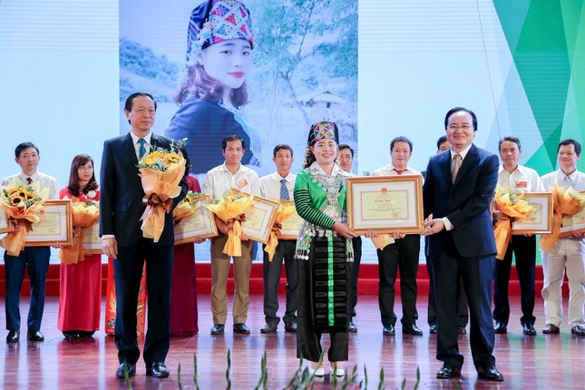 Phó Chủ tịch nước: Đảng, Nhà nước luôn coi giáo dục là quốc sách hàng đầu ảnh 1