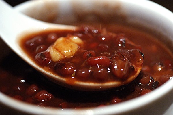 Ăn đậu đỏ chữa viêm gan, vàng da cấp ảnh 1
