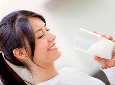 Vitamin C có được uống cùng sữa? ảnh 1