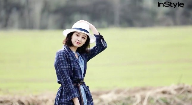 Người đẹp ‘Hậu duệ mặt trời’ xinh đẹp yêu kiều ảnh 6