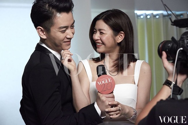 Ảnh cưới tình tứ, ngọt ngào của uyên ương ‘Thần điêu đại hiệp’ ảnh 4