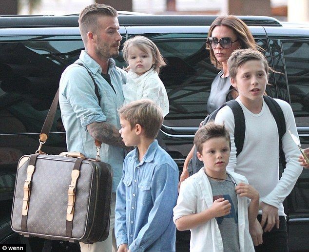 David Beckham nhắn gửi mùi mẫn đến vợ yêu nhân 17 năm ngày cưới ảnh 5