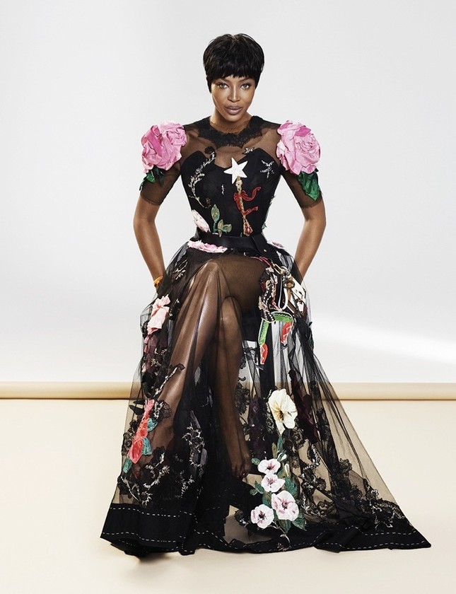 Siêu mẫu lừng danh một thời Naomi Campbell giờ ra sao? ảnh 1