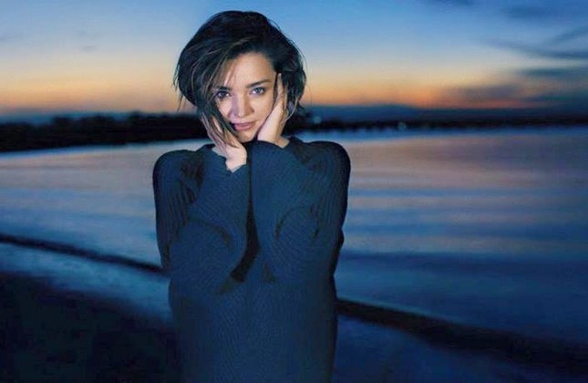Miranda Kerr ngày càng quyến rũ nhờ tình yêu viên mãn ảnh 18