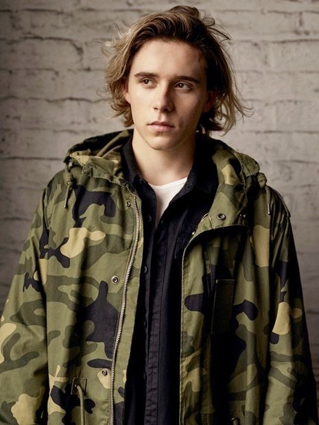 'Hotboy' Brooklyn Beckham 17 tuổi đẹp trai hút hồn các thiếu nữ ảnh 7
