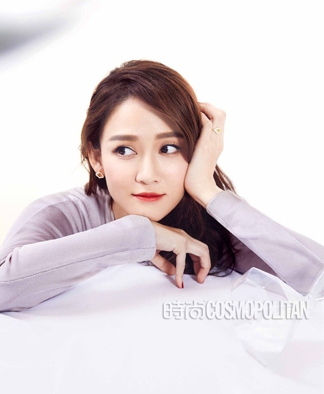 ‘Nàng Đông Phương Bất Bại’ Trần Kiều Ân trẻ đẹp bất ngờ ảnh 2