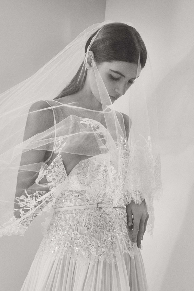 Mãn nhãn ngắm váy cưới thần tiên của Elie Saab 2017 ảnh 2