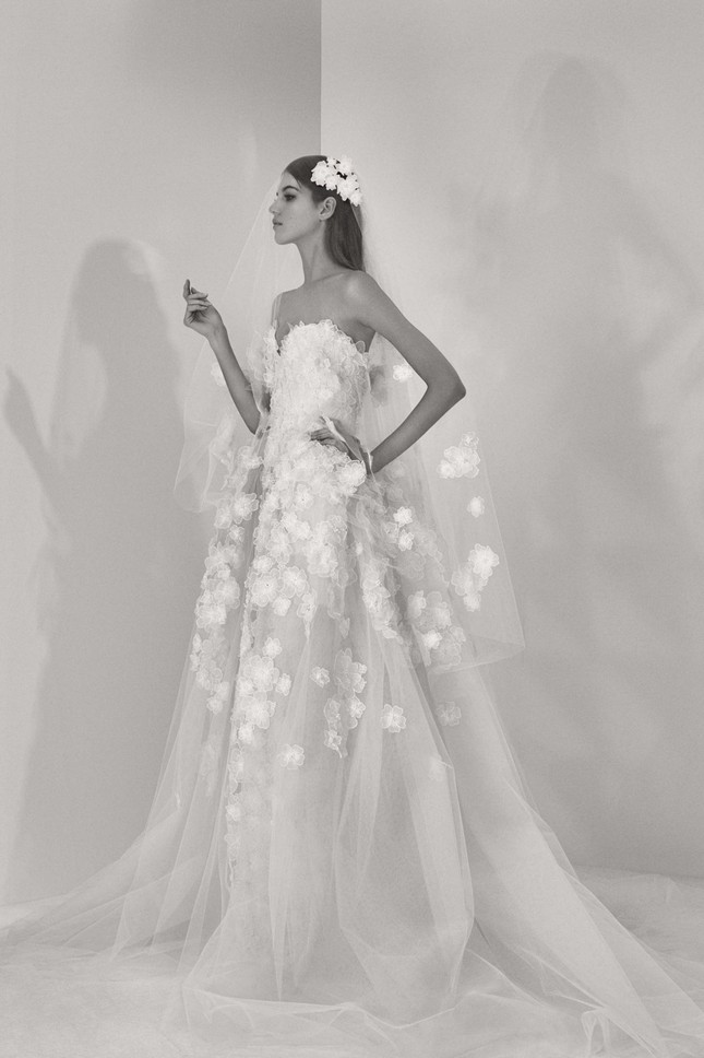 Mãn nhãn ngắm váy cưới thần tiên của Elie Saab 2017 ảnh 10