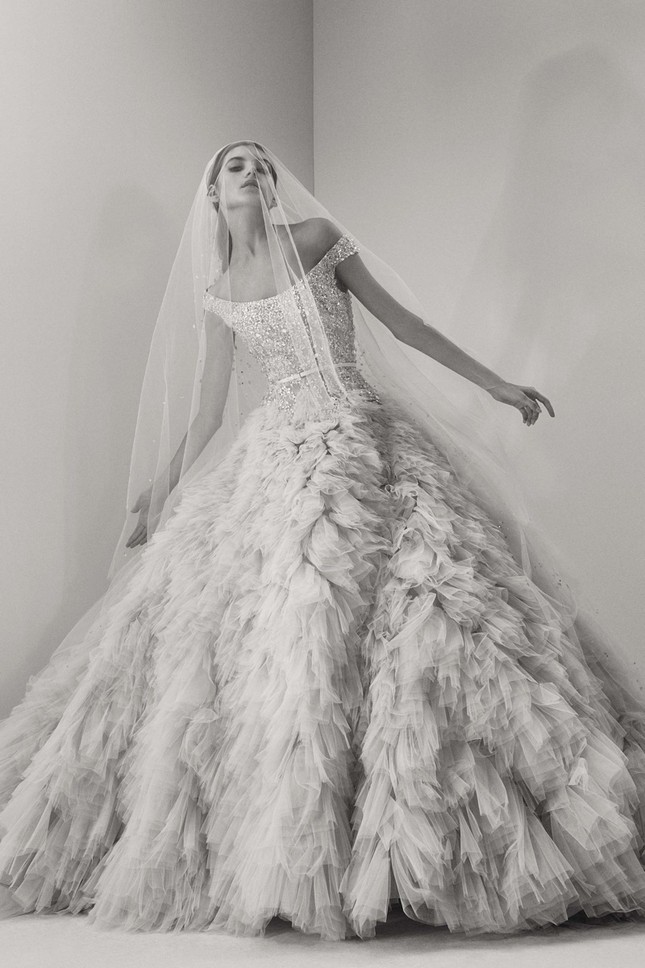 Mãn nhãn ngắm váy cưới thần tiên của Elie Saab 2017 ảnh 5