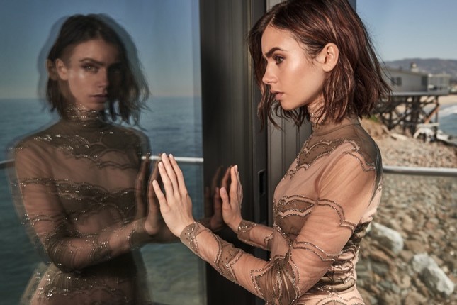 ‘Nàng Bạch Tuyết’ Lily Collins gây bất ngờ với phong cách táo bạo ảnh 4