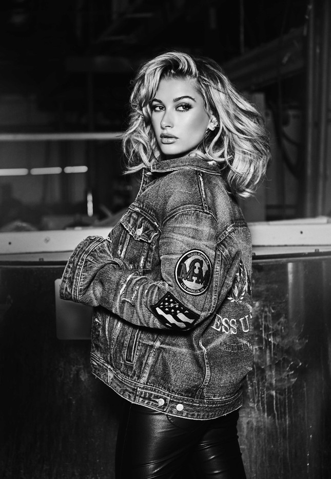Ngắm 'chân dài” Hailey Baldwin gợi cảm hút hồn bên trai đẹp ảnh 11