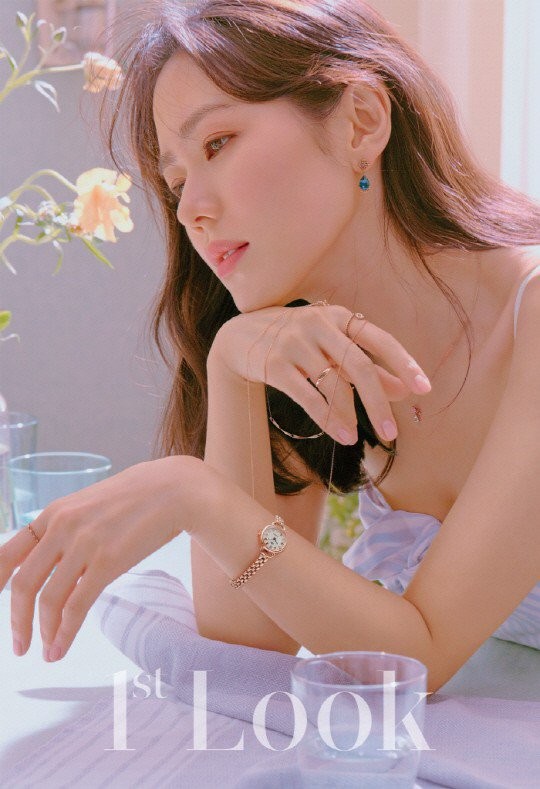 Vẻ đẹp dịu ngọt thanh khiết của ‘chị đẹp’ Son Ye Jin ảnh 2