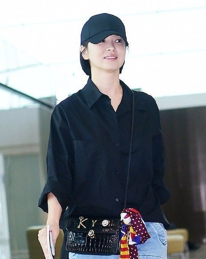 Song Hye Kyo U40 vẫn trẻ trung năng động, giản dị không ngờ ảnh 10