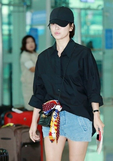 Song Hye Kyo U40 vẫn trẻ trung năng động, giản dị không ngờ ảnh 3