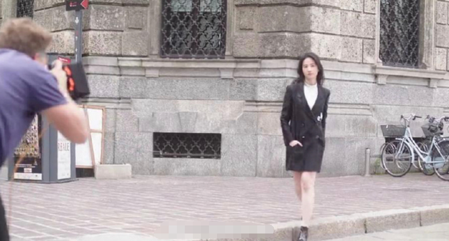 Lưu Diệc Phi lộ ảnh chưa chỉnh sửa khác xa trên tạp chí ảnh 3