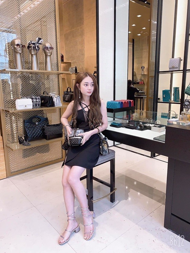 Rich kid Việt tại Mỹ mua sắm tiền tỉ ở Las Vegas thu hút sự chú ý ảnh 3
