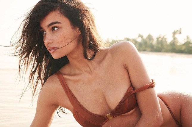 Dàn mỹ nhân bốc lửa tung loạt ảnh áo tắm Sports Illustrated 2020 đầu tiên ảnh 2