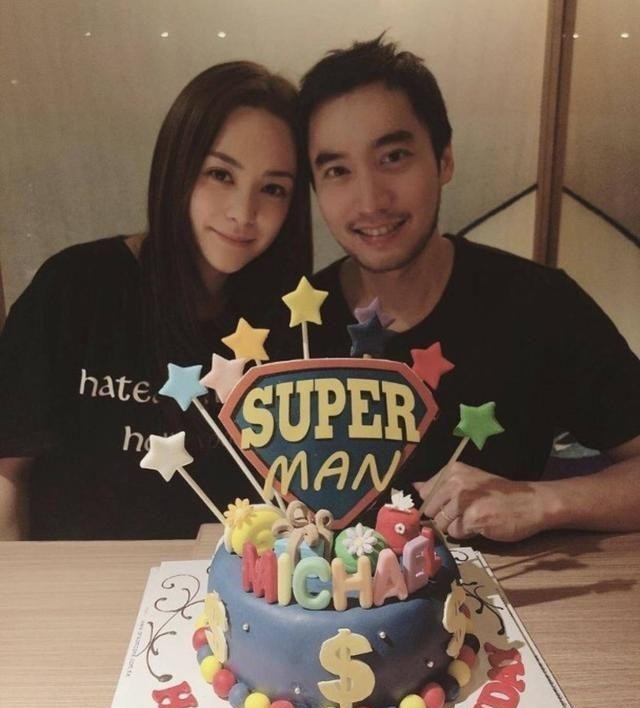 'Mỹ nhân lộ ảnh nóng' Chung Hân Đồng ly dị chồng kém 4 tuổi sau gần 2 năm kết hôn ảnh 3
