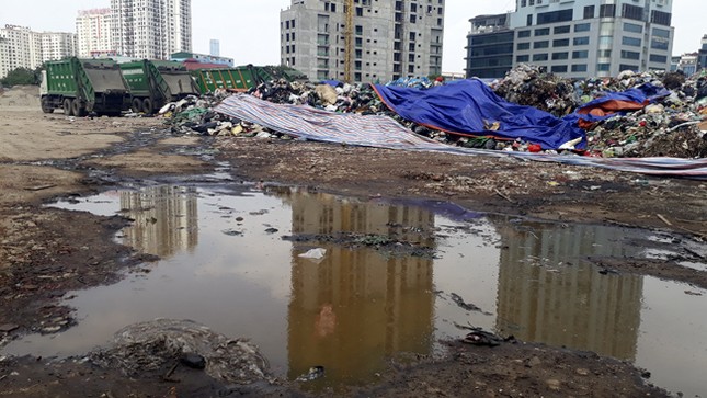Đối thoại bất thành, Hà Nội còn 7 ngày trước khi ngập trong 'biển rác' ảnh 2